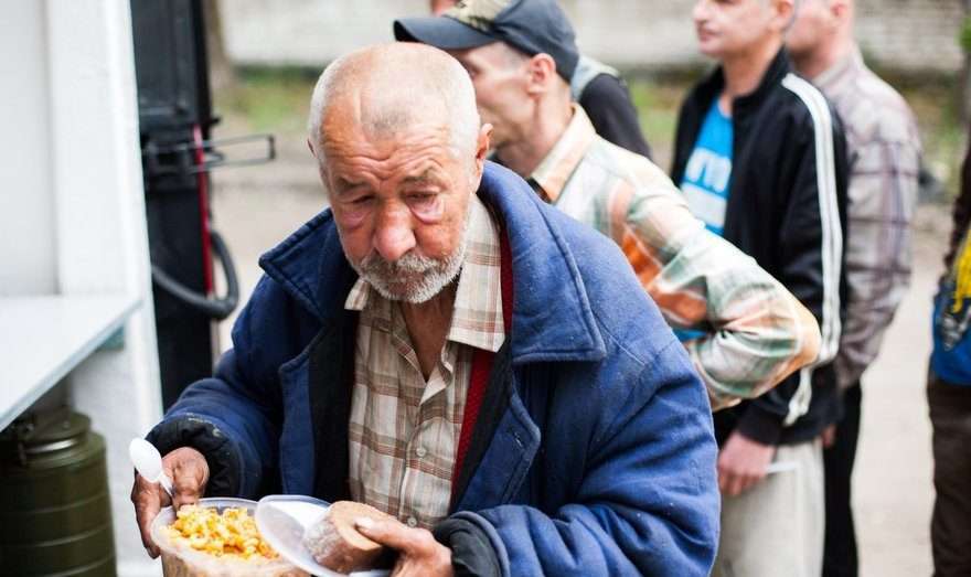 Программа помощи бездомным людям